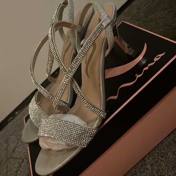 Nina Lourdes FY True Silver Reflective SD - Picture 3 of 5